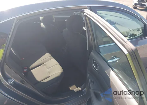 2018 Nissan Sentra S из США, поврежденный, VIN 3N1AB7AP6JY337673